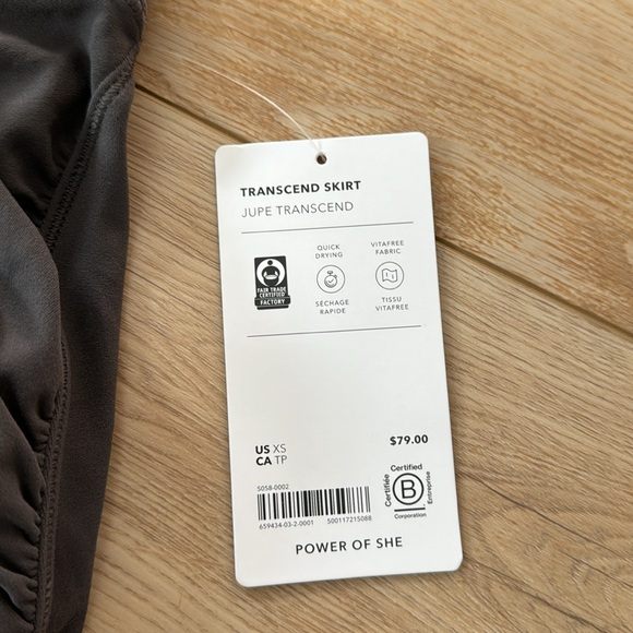 Athleta Transcend Skirt NWT SZ XS - Picture 2 of 3